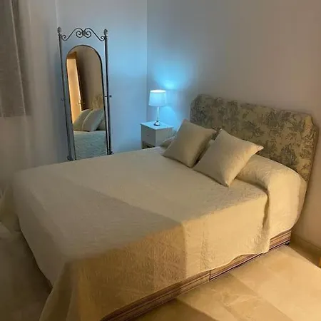 3 Bed With Pool And Parking