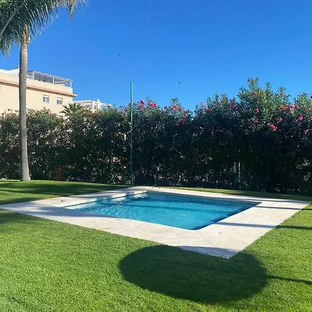 3 Bed With Pool And Parking Apartamento