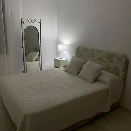 3 Bed With Pool And Parking Estepona